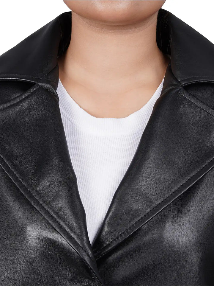 Leather coat collar